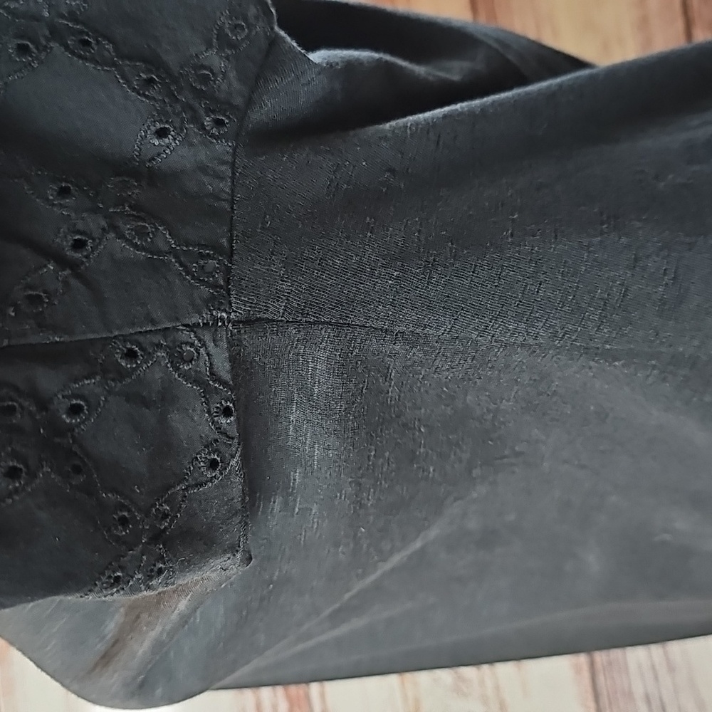 CASLON BLACK EYELET SHORT SLEEVE PULLOVER TOP - Picture 9 of 13